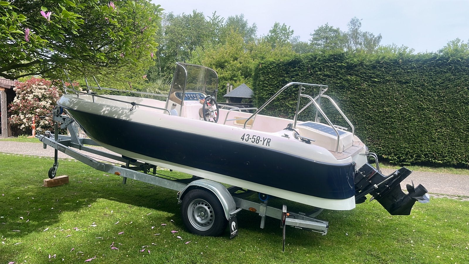 Console boot, Ophalen, Diesel, Trailer