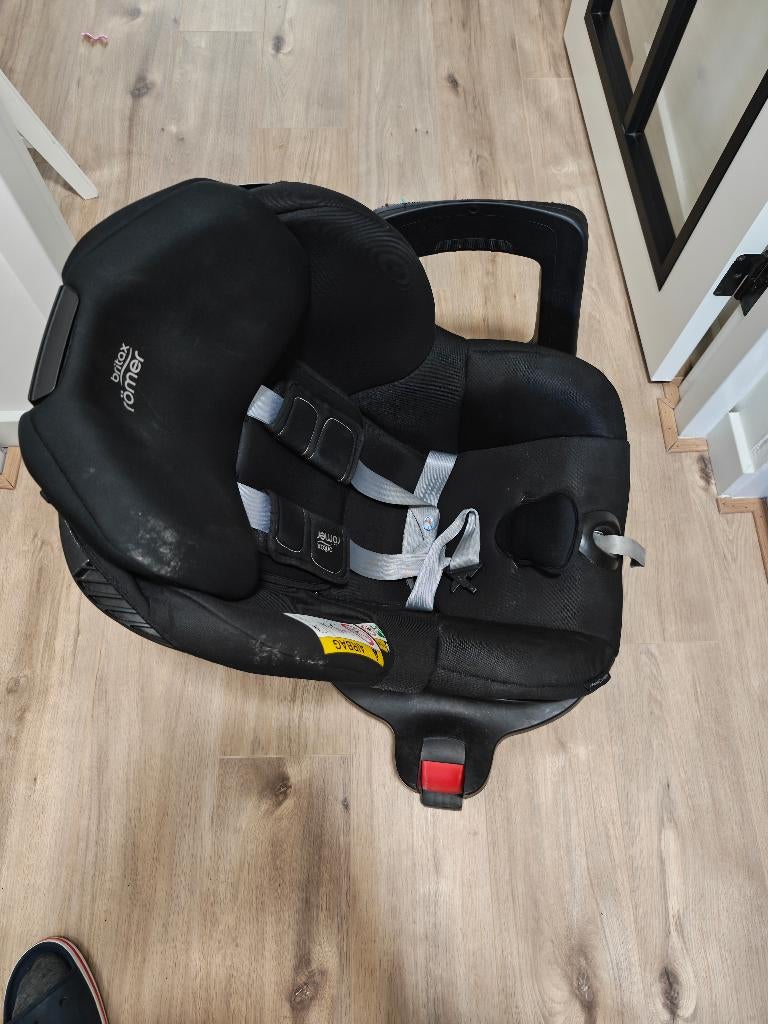 Romer Britax Dualfix M i-size 360, Kinderen en Baby's, Autostoeltjes, Verstelbare rugleuning, 0 t/m 18 kg, Zo goed als nieuw, Isofix