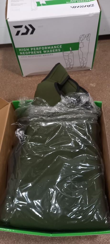 Daiwa High Performance Neopreen Waadpak 43/44, Nieuw, Ophalen of Verzenden, Kleding, Nvt