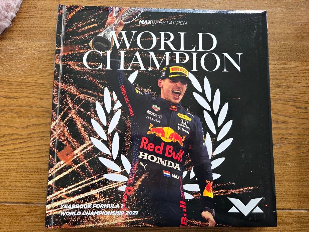 Jaarboek formule 1  2021 max verstappen, Ophalen of Verzenden, Zo goed als nieuw, Overige onderwerpen