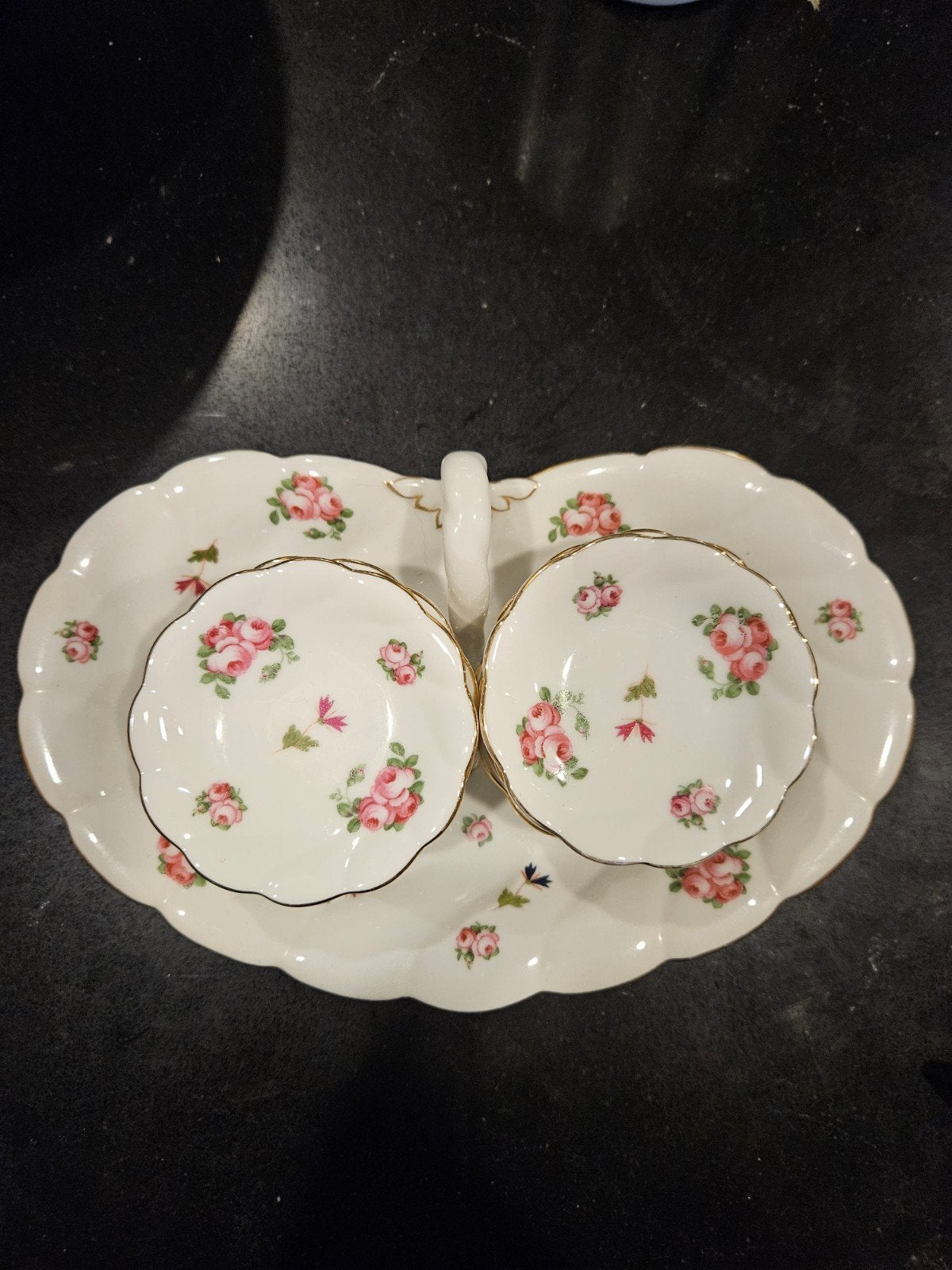 Set van 12 porseleinen schaaltjes met rozenmotief, Antiek en Kunst, Ophalen of Verzenden