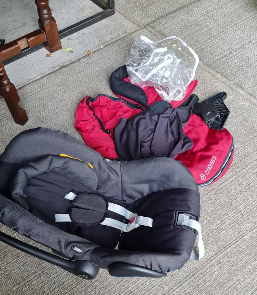 Maxi-Cosi met slaapzak, regenscherm, zonnedoek en steunen, Ophalen, Slaapstand, 0 t/m 13 kg, Maxi-Cosi