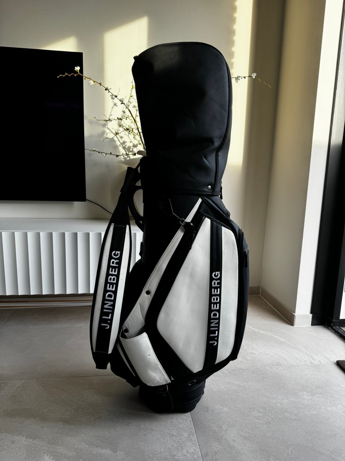 J.Lindeberg Staff ST Cartbag Golftas Zwart/Wit, Ophalen of Verzenden, Zo goed als nieuw, Tas
