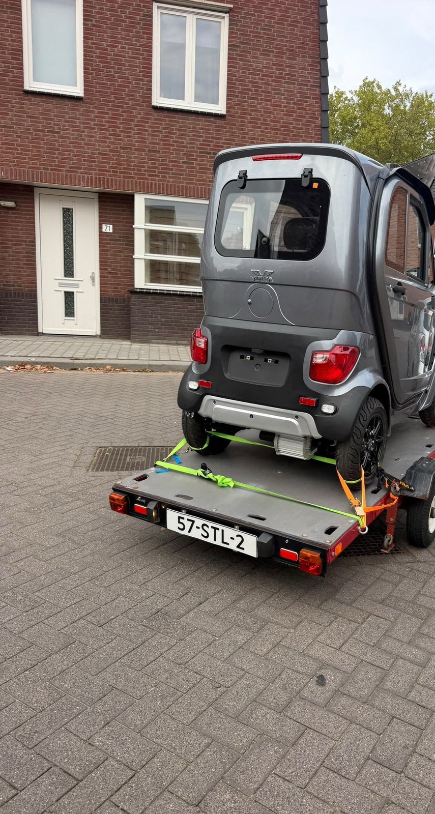 Luxe overdekte scootmobiel rijbewijs vrij met factuur nieuw, Diversen, Overige merken, Ophalen of Verzenden, Zo goed als nieuw