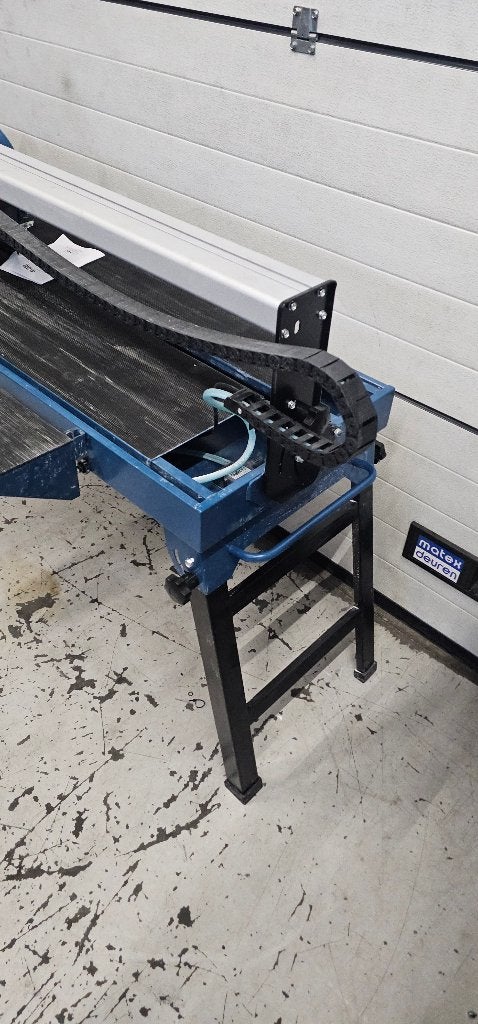 HBM Tegelzaagmachine - Tegelsnijder - 1200 mm.- 1200 Watt, Doe-het-zelf en Verbouw, Gebruikt, 60 cm of meer, Overige typen, Ophalen of Verzenden