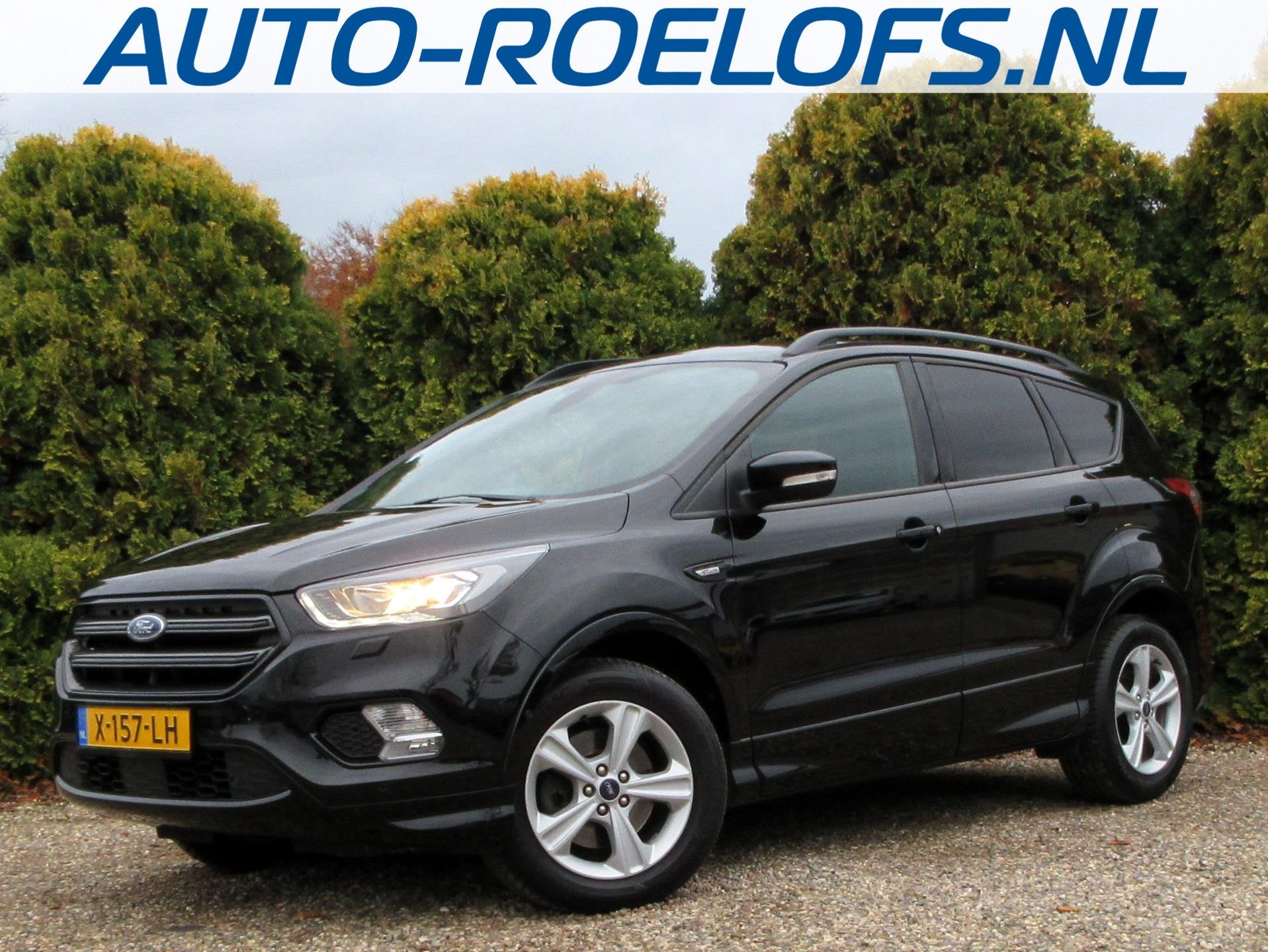 Ford Kuga 1.5 EcoBoost ST Line Automaat * Zeer mooi! *, Auto's, Ford, Automaat, 4 cilinders, Zwart, 11 km/l