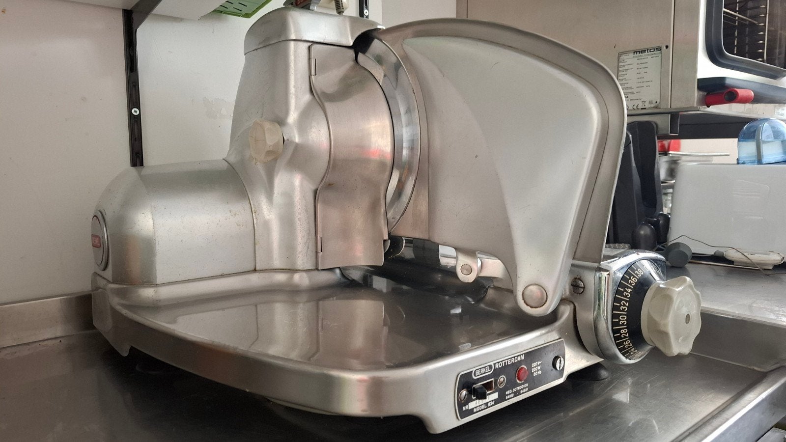 Berkel Snijmachine Model 834, Ophalen, Bakkerij en Slagerij