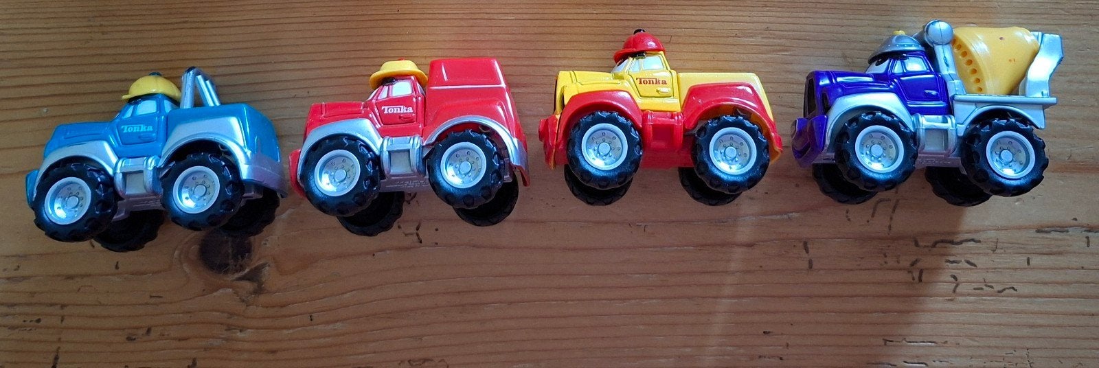 Set 4 mini auto maisto hasbro 2000  metaal/ plastic, Ophalen of Verzenden, Nieuw