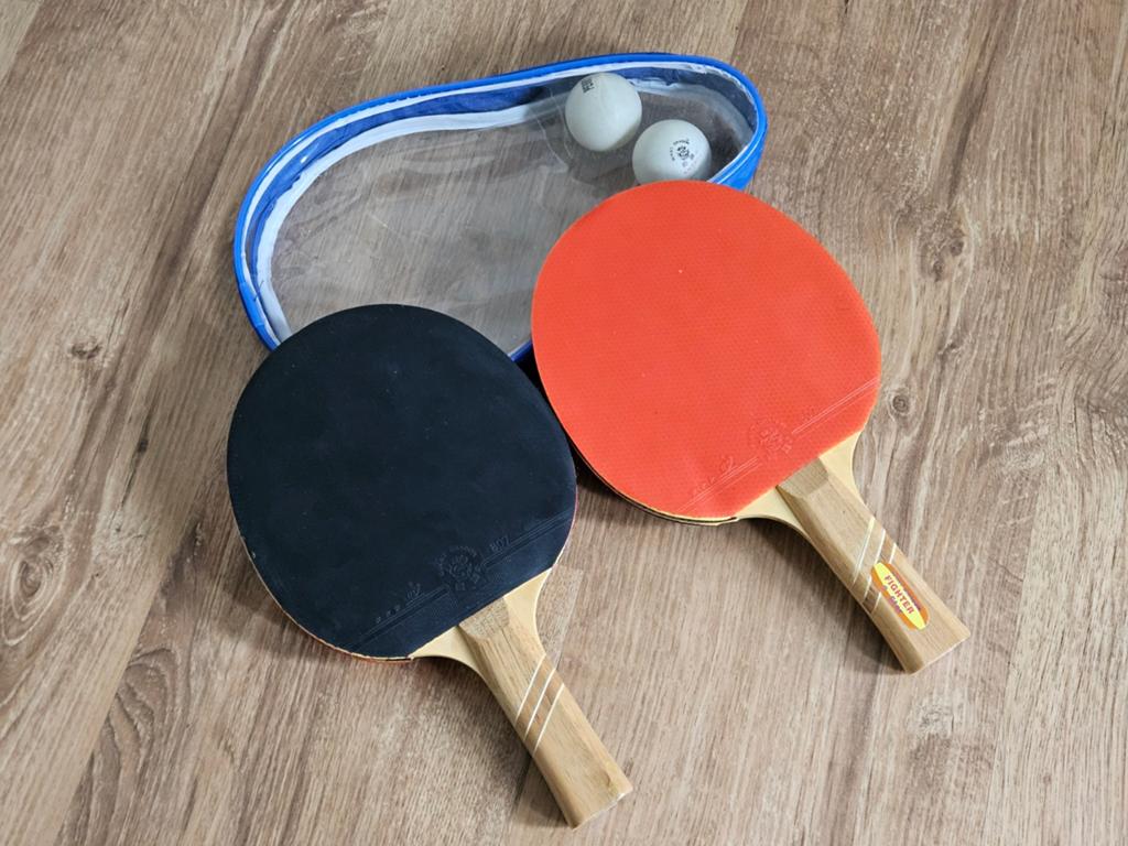 Tafeltennis batjes Giant Dragon Fighter 3 star, Ophalen of Verzenden, Zo goed als nieuw, Net, Batje(s) of Balletje(s)