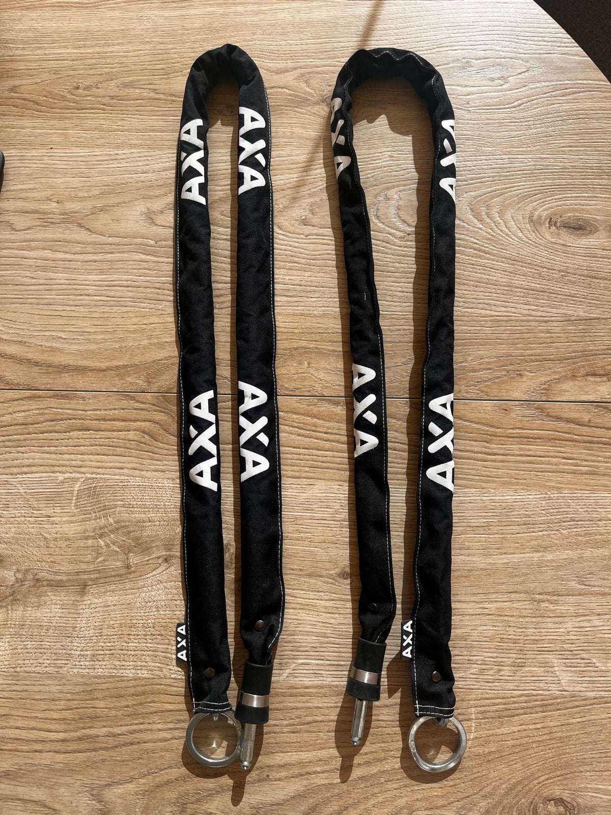 Twee AXA insteekkettingen 130 cm - Zo goed als nieuw, Ophalen of Verzenden, Zo goed als nieuw, Kettingslot