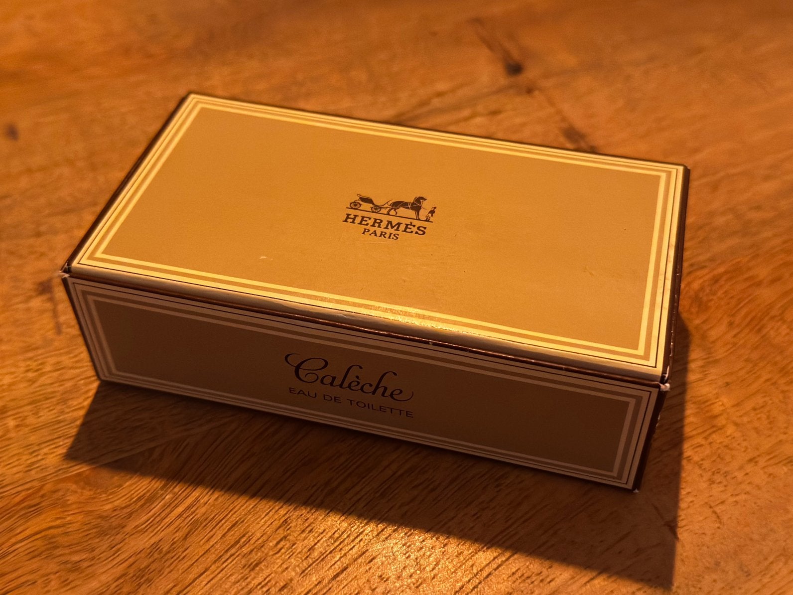 Zeldzame vintage Hermès Calèche REF 5.601 in originele doos., Verzamelen, Ophalen of Verzenden, Zo goed als nieuw, Parfumfles