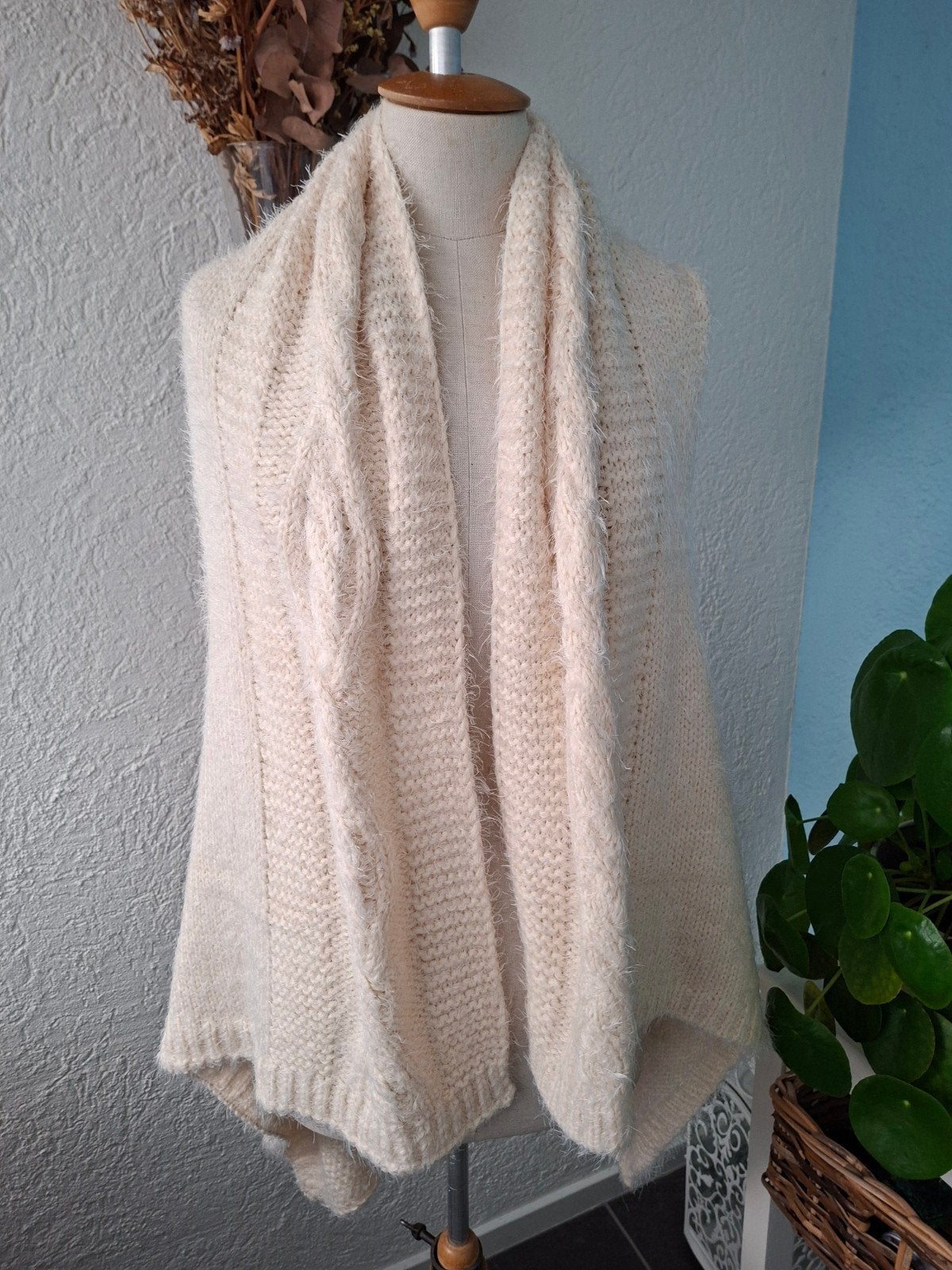 Nieuw mouwloos vest, Ophalen of Verzenden, Nieuw, Beige