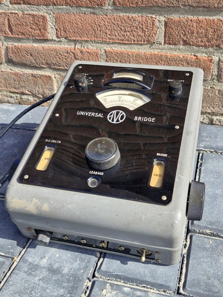 Vintage AVO Universal Bridge Meter - Elektrische Tester, Doe-het-zelf en Verbouw, Meetapparatuur, Ophalen of Verzenden