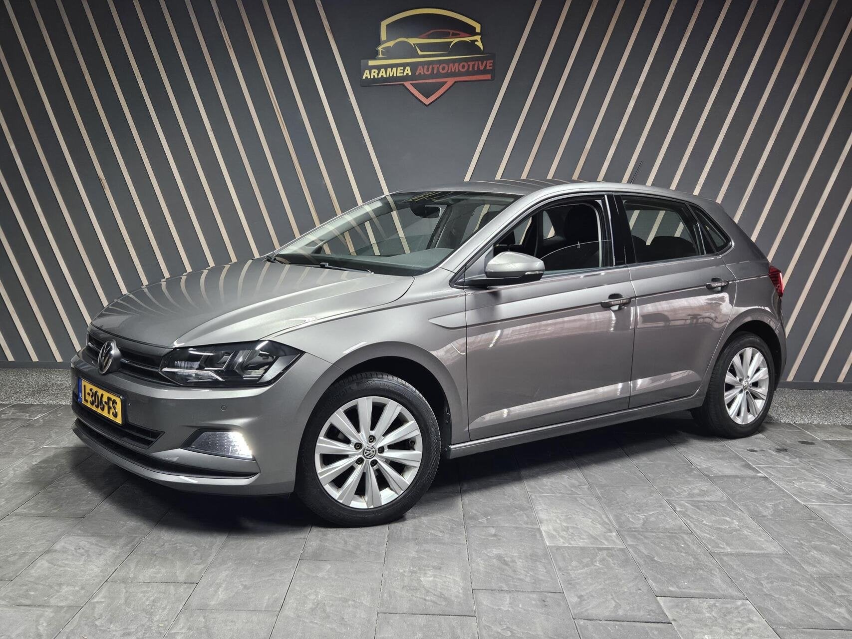 Volkswagen Polo 1.0 TSI DSG Comfortline Business|CARPLAY|ACC, Auto's, Volkswagen, Stof, Gebruikt, 95 pk, 49 €/maand