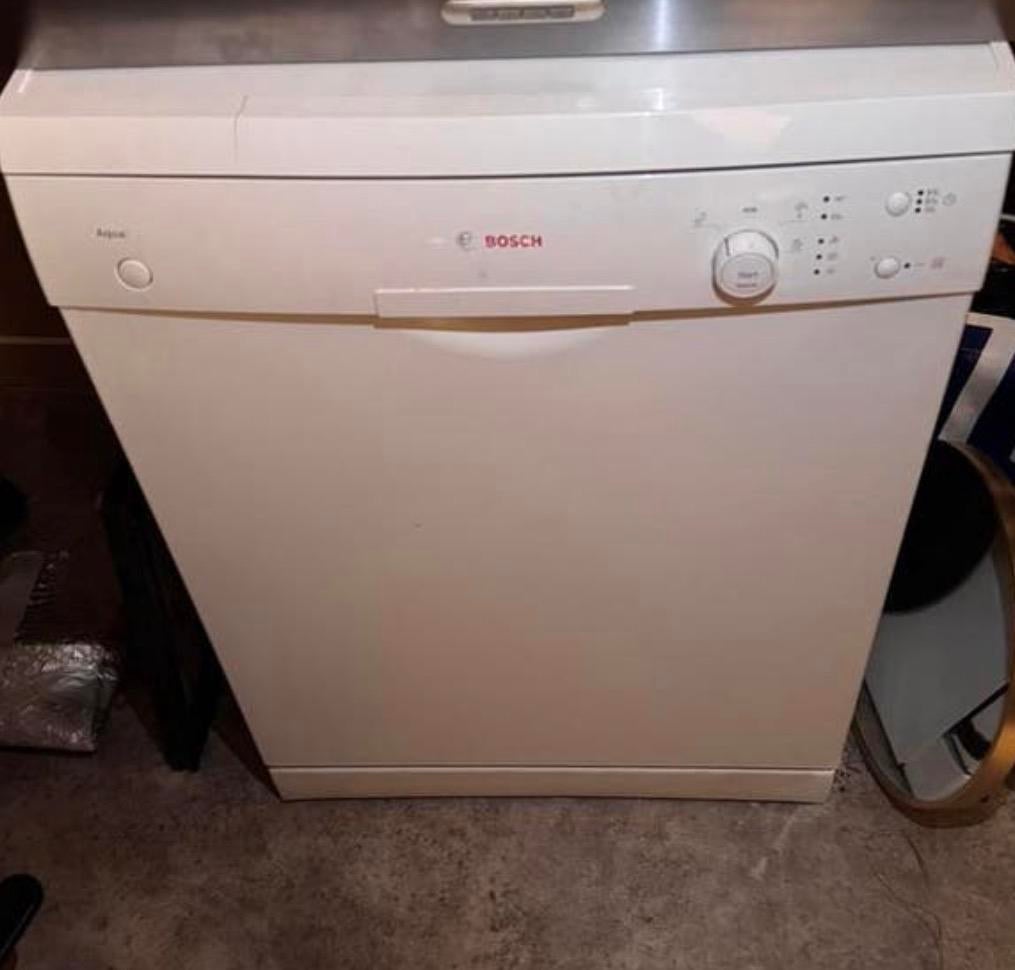 Bosch vaatwasser, Witgoed en Apparatuur, Vaatwasmachines, Ophalen, Gebruikt, Minder dan 85 cm, 45 tot 60 cm