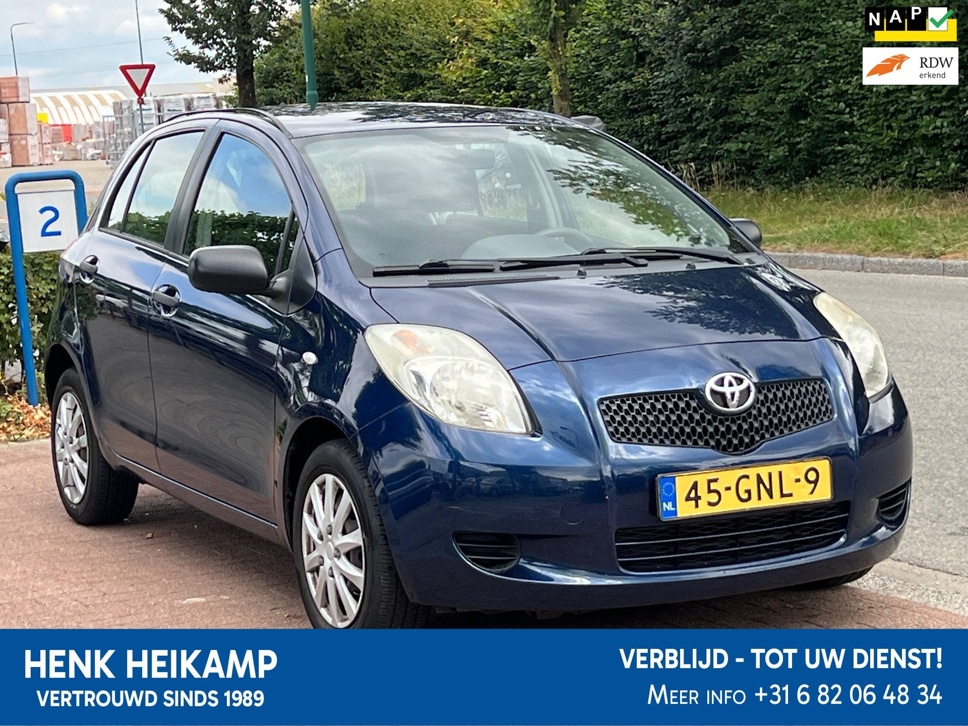 Toyota Yaris 1.3 VVTi *Airco | 5Drs| Nwe APK!, Voorwielaandrijving, Stof, 4 cilinders, Blauw