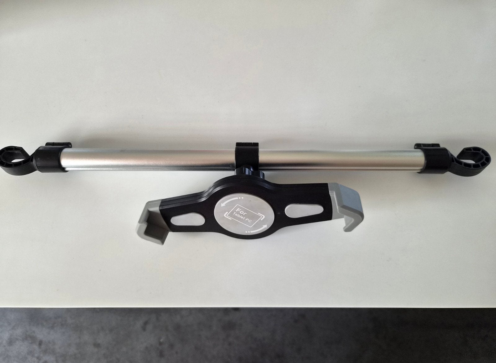 Universele Tablet Houder voor Hoofdsteun Auto, Universeel, Zo goed als nieuw, Ophalen, 10 inch