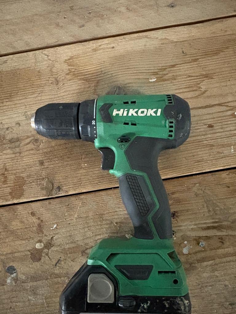 Hikoki DS 18DA 18V Schroefmachine (defect), Doe-het-zelf en Verbouw, Gereedschap | Boormachines, Gebruikt, Boor- en Schroefmachine