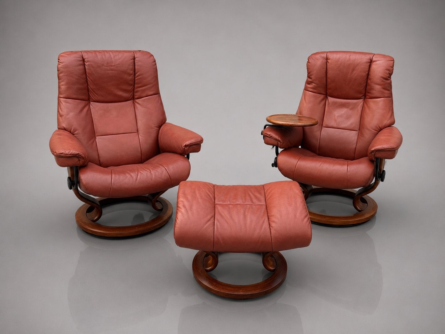 Prachtige set van 2 Stressless relaxfauteuils & één hocker, Ophalen of Verzenden, Zo goed als nieuw, 50 tot 75 cm, Leer
