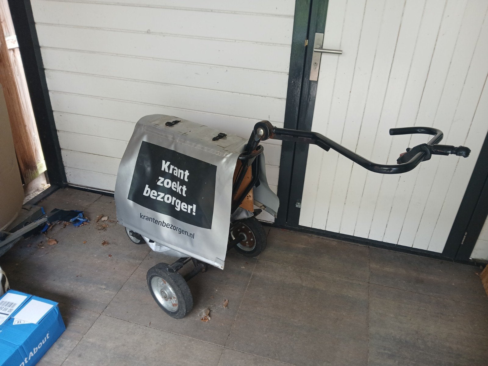 Handige bezorgkar voor krantenbezorging, Ophalen, Gebruikt, Overige typen, 80 kg of meer