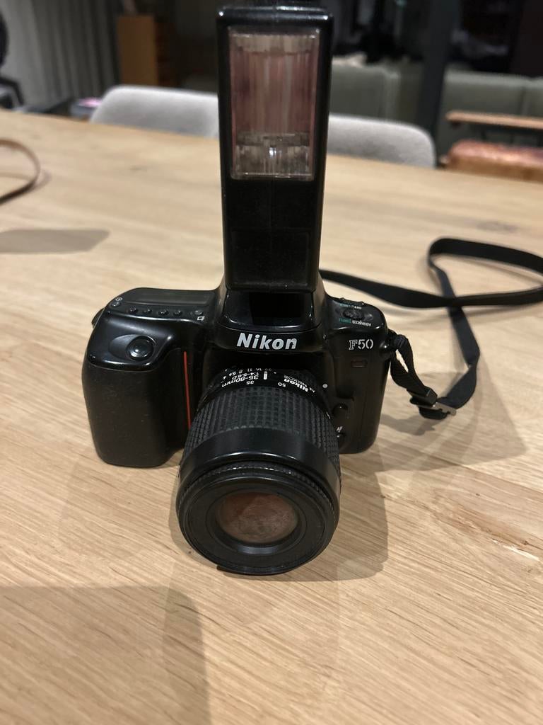 Nikon F50 Spiegelreflexcamera met AF Nikkor lens, Ophalen of Verzenden, Gebruikt, Spiegelreflex, Nikon