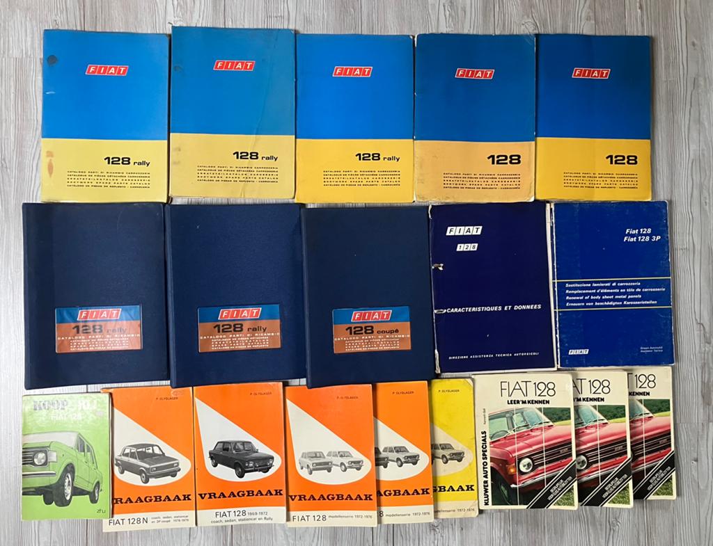 Grote partij Fiat 128 documentatie / werkplaatshandboeken, Verzenden, Gelezen, Overige merken