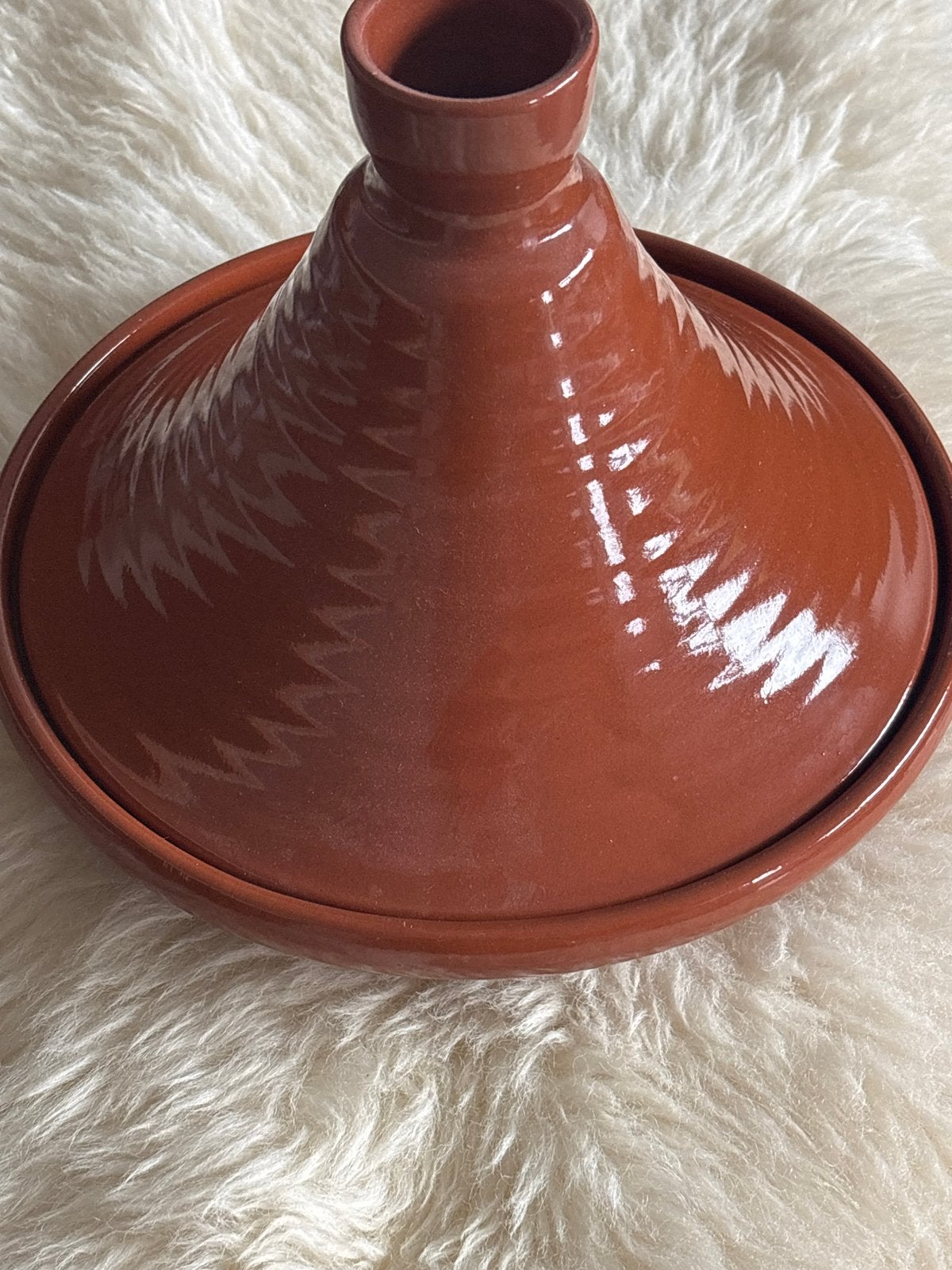 Mooie tajine van aardewerk - perfect voor stoofschotels, Huis en Inrichting, Ophalen, Overige typen, Zo goed als nieuw, Steen/keramiek