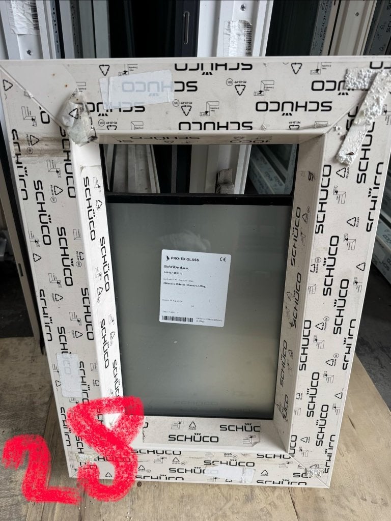 Kunststof raam kozijn Schüco 430x620 mm (NIEUW) 28