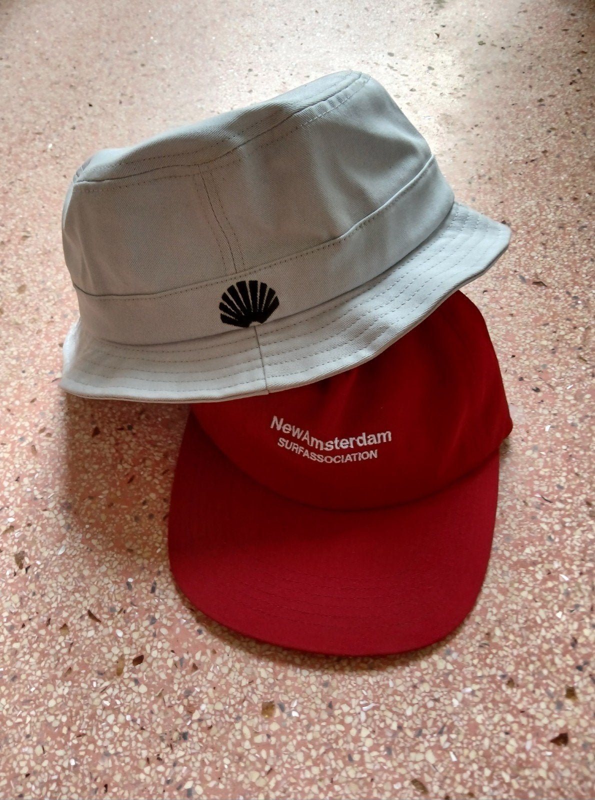 /NEW AMSTERDAM SURF ASSIOCIATION CAP & BUCKETHAT/CARHARTT, Ophalen, Nieuw