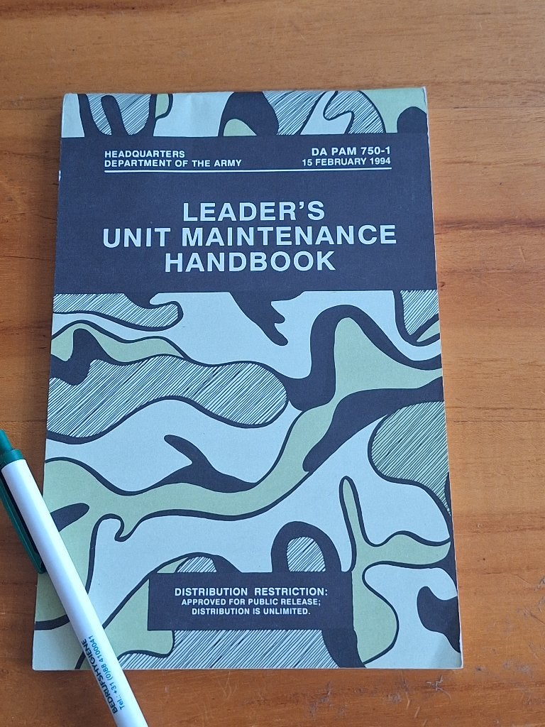 Leader's Unit Maintenance Handbook - US Army 1994, Ophalen of Verzenden, Zo goed als nieuw, Landmacht, Headquarters Department of the Army