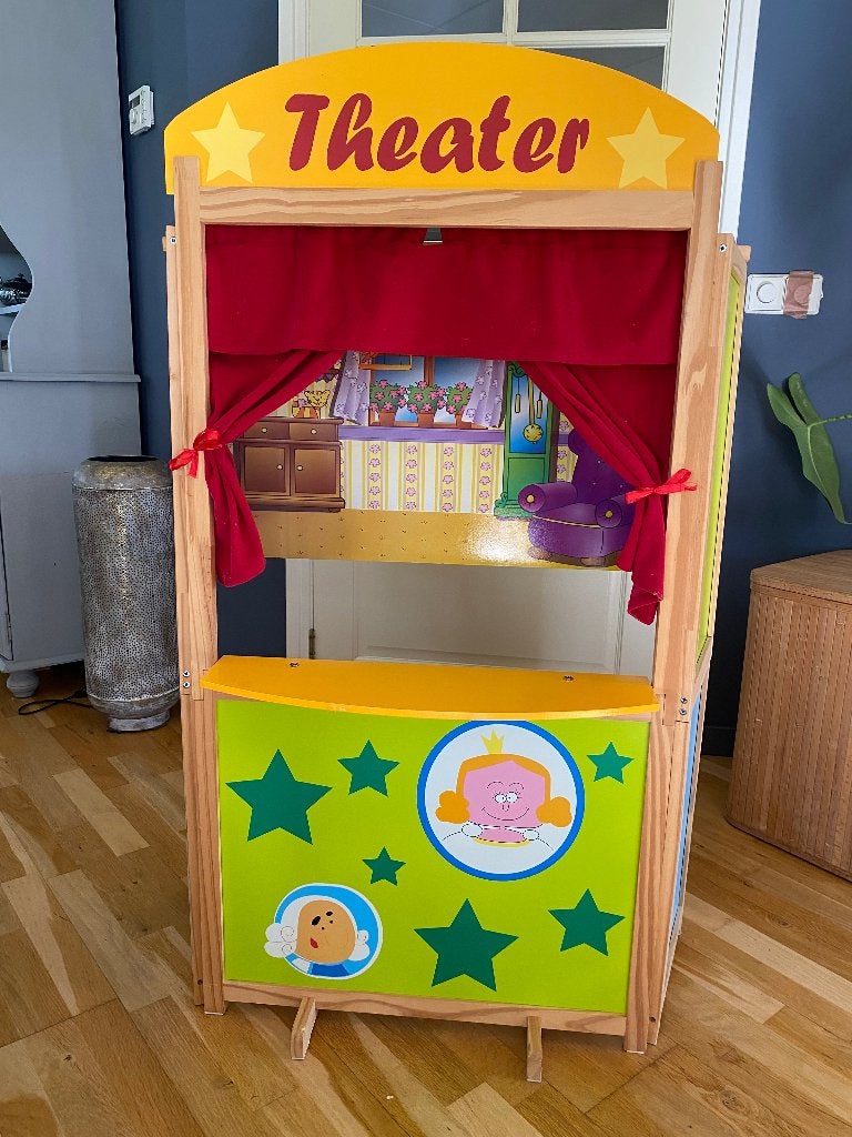 Houten poppenkast met 3 poppen, in prima staat, Ophalen, Zo goed als nieuw