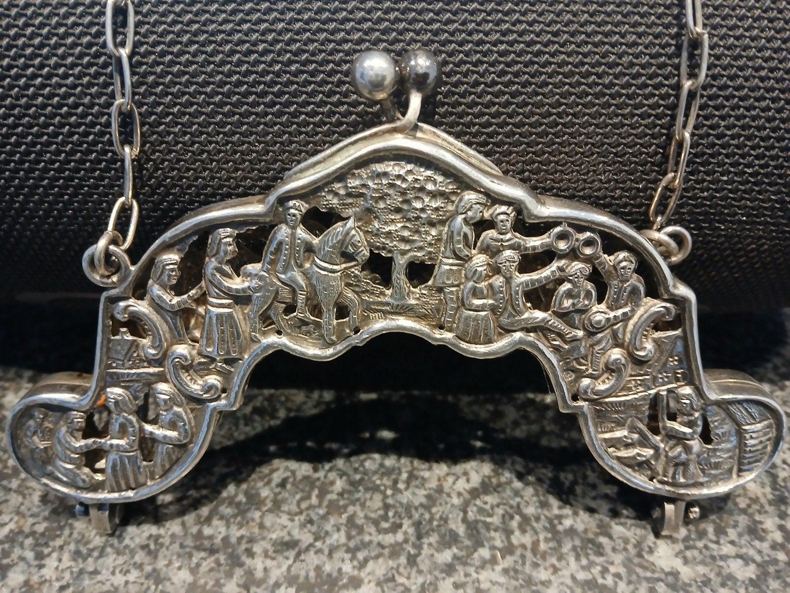 Antieke Zilveren Beugel voor Beurs met Scènes, Antiek en Kunst, Ophalen of Verzenden, Zilver