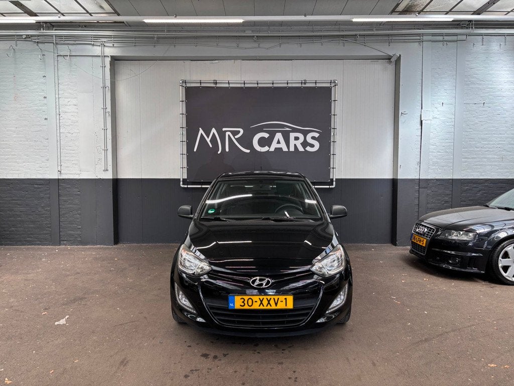 Hyundai I20 1.2i First Edition, Auto's, Hyundai, Bedrijf, Te koop, i20, ABS, Airbags, Airconditioning, Alarm, Centrale vergrendeling