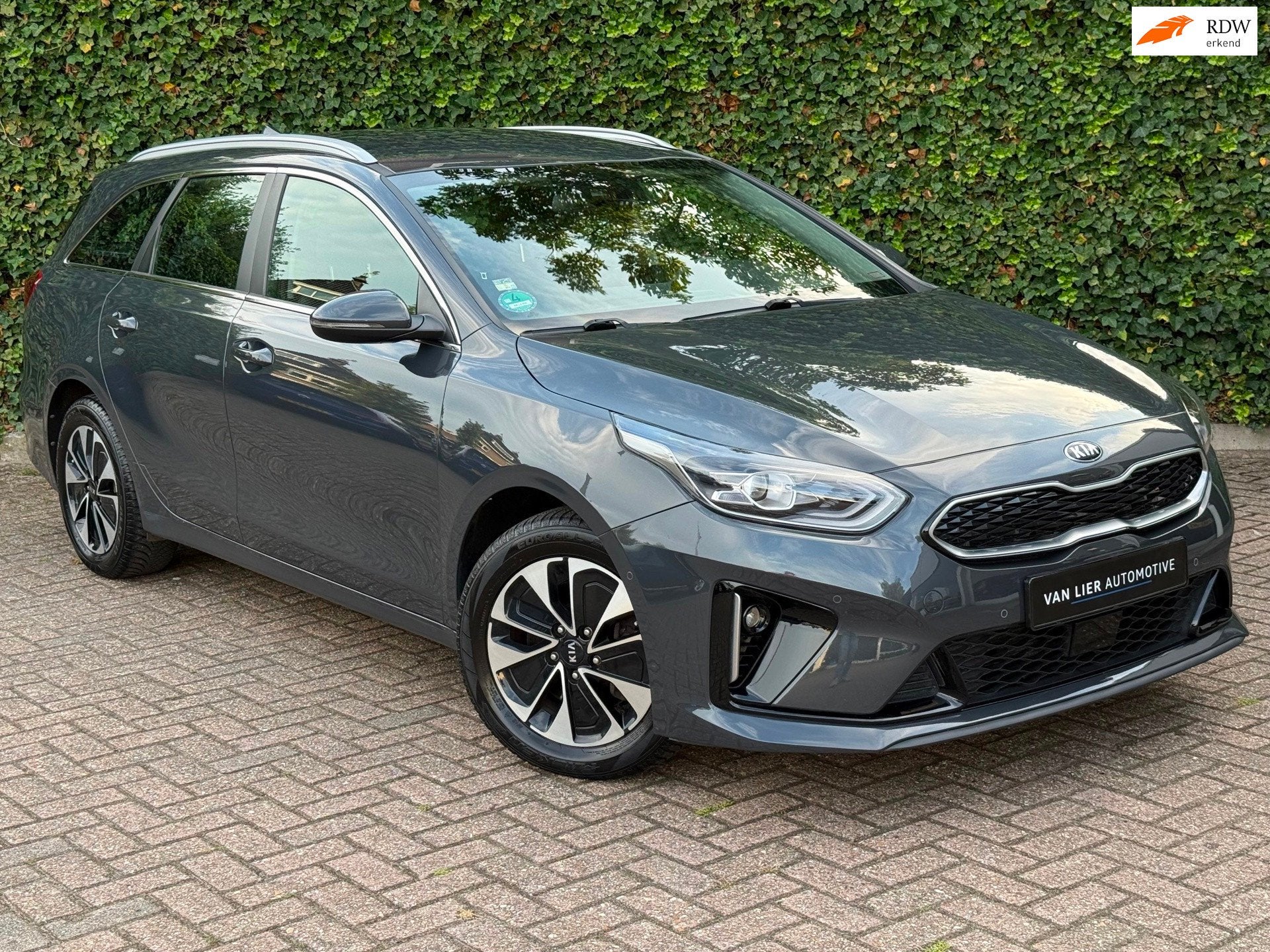 Kia Ceed Sportswagon 1.6 GDI PHEV | SOH 97% | ACC | Camera |, Gebruikt, Leder en Stof, Hybride Elektrisch/Benzine, Te koop