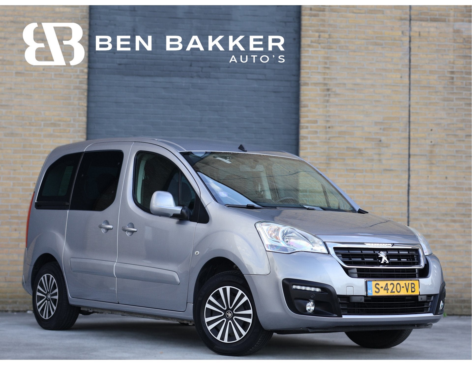 Peugeot Partner Tepee 1.2 PureTech Allure | Cruise | Camera, Auto's, Voorwielaandrijving, Stof, Gebruikt, 1199 cc