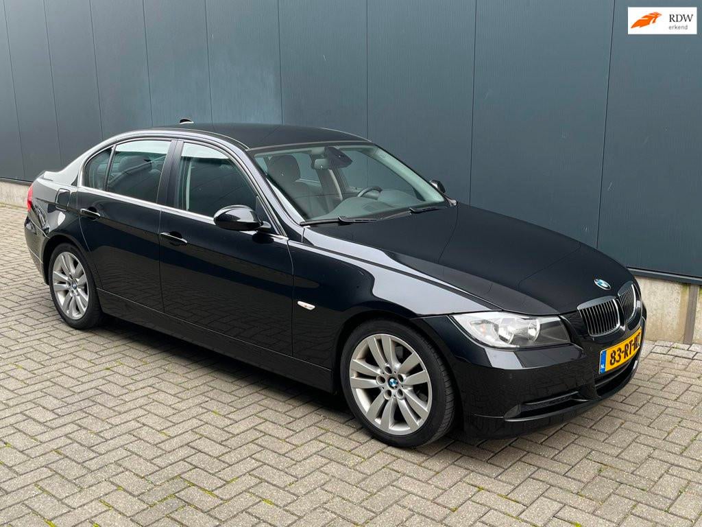 BMW 3-serie 325i Dynamic Executive, Automaat, 745 kg, Achterwielaandrijving, Gebruikt