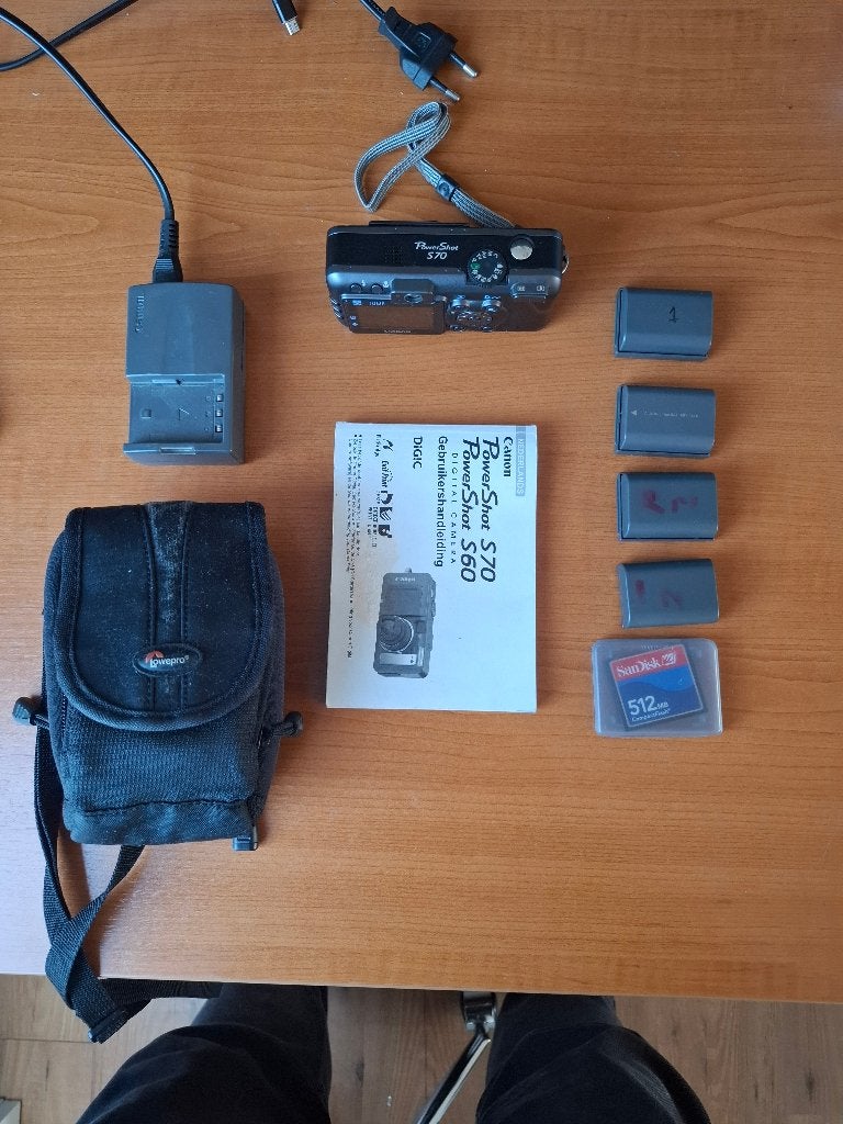 Canon PowerShot S70 Compactcamera met accessoires, Gebruikt, Canon, Geheugenkaart, Ophalen of Verzenden