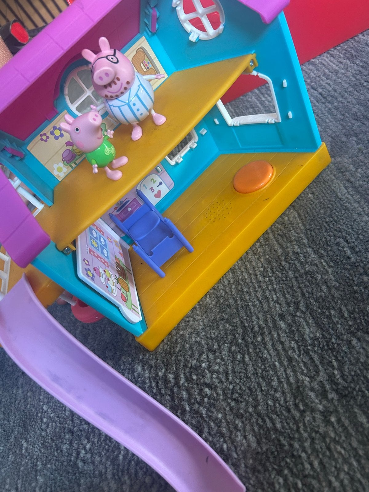 Peppa Pig Speelhuis met Peppa en Papa Pig figuren, Ophalen, Gebruikt, Jongen of Meisje