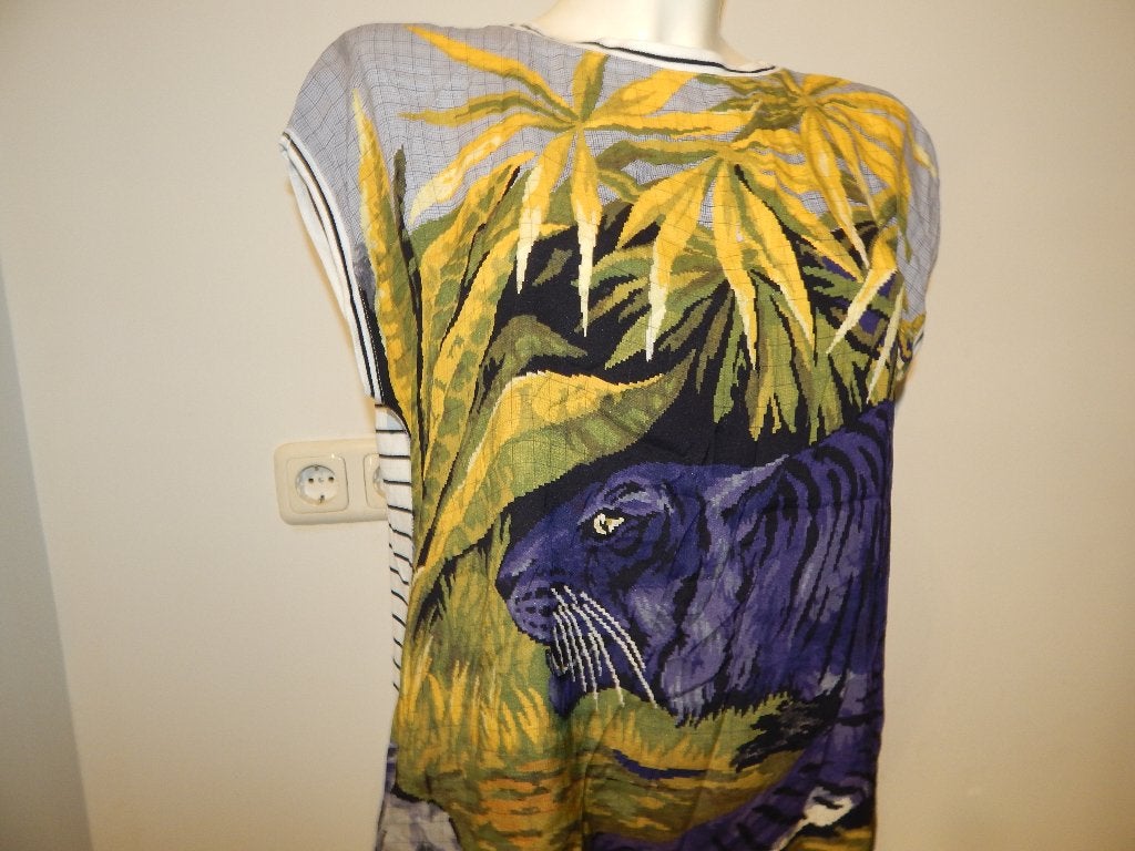 Marccain mooie top zijde voorkant panter print kleur N5/42, Maat 42/44 (L), Zo goed als nieuw, Korte mouw, Marccain
