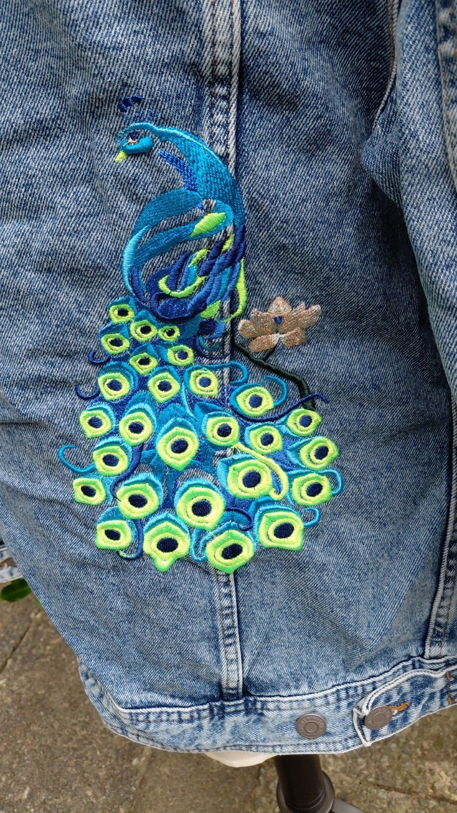 Vintage spijkerjasje met geborduurde pauwen - Maat S, THE DENIM, Blauw, Ophalen of Verzenden, Maat 36 (S)