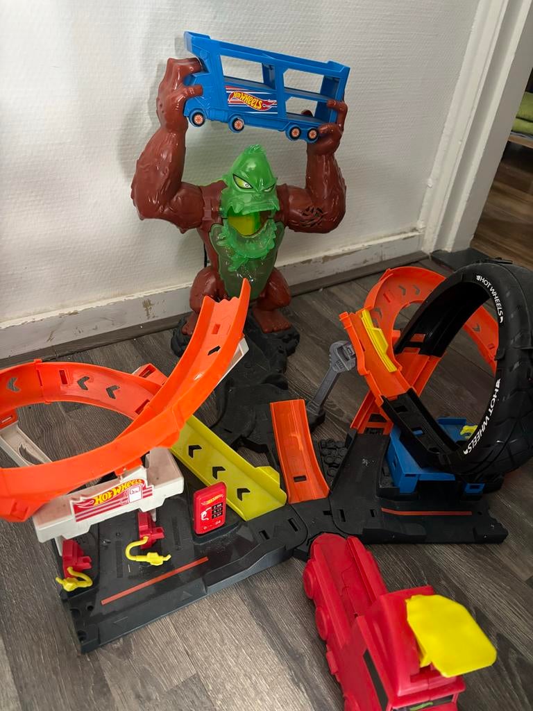 Hotwheels Gorilla aanval speelset, Ophalen, Zo goed als nieuw