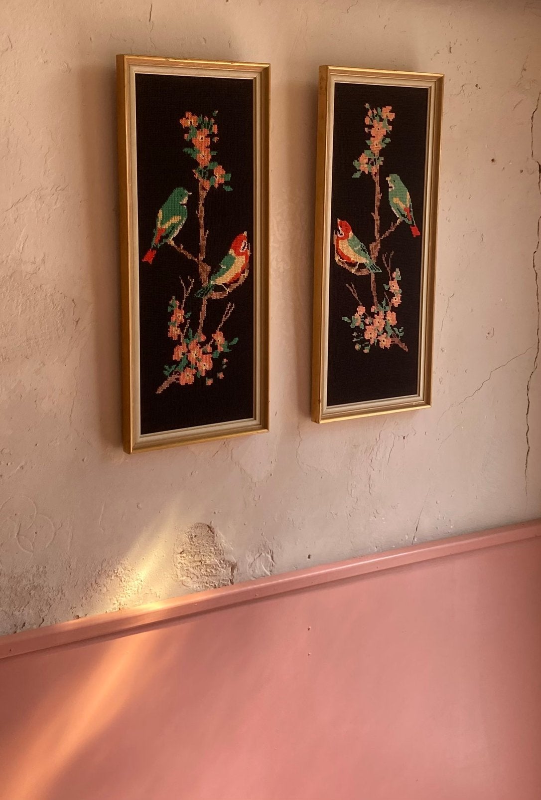🌻Set van 2 vintage geborduurde schilderij met vogels op tak, Ophalen