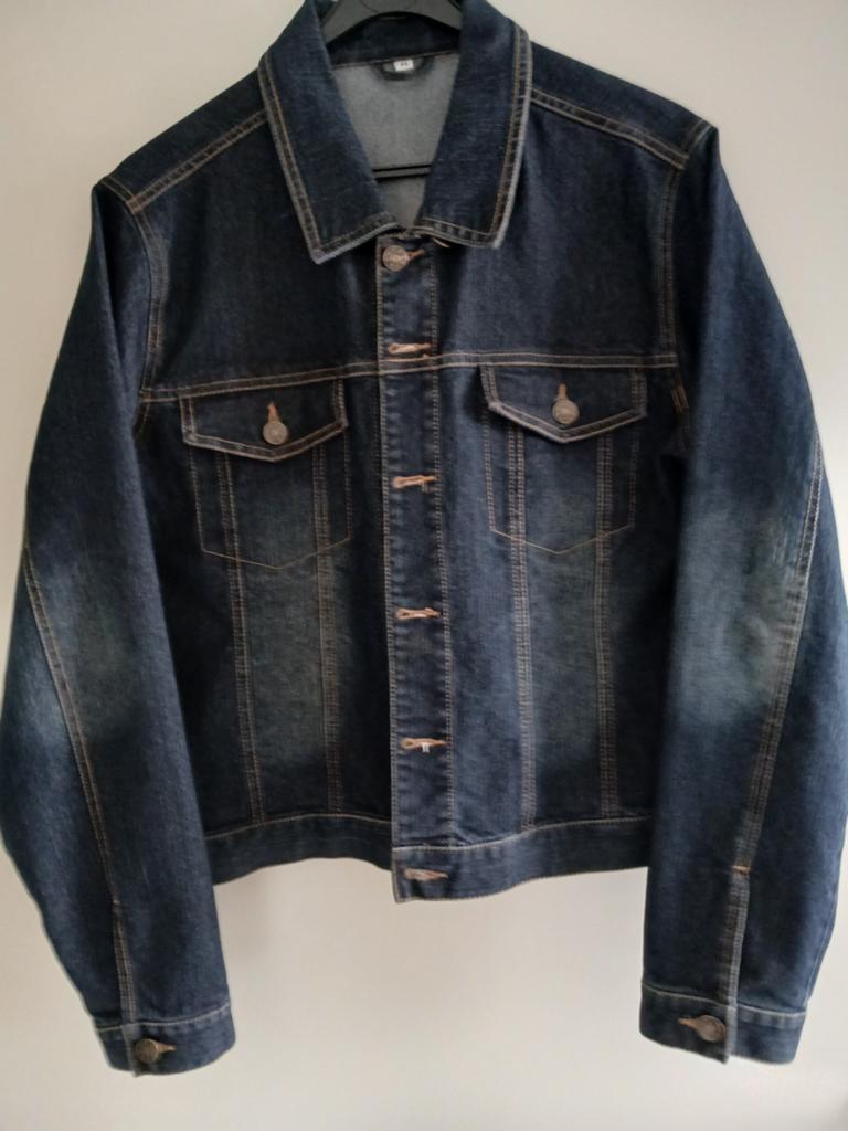 Spijkerjas maat M/L - Stijlvolle denim jacket, Blauw, Maat 42/44 (L), Ophalen of Verzenden, Onbekend