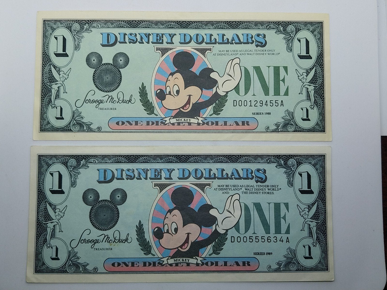 Twee originele Disney Dollars - Series 1988 & 1989, Ophalen of Verzenden, Noord-Amerika, Setje