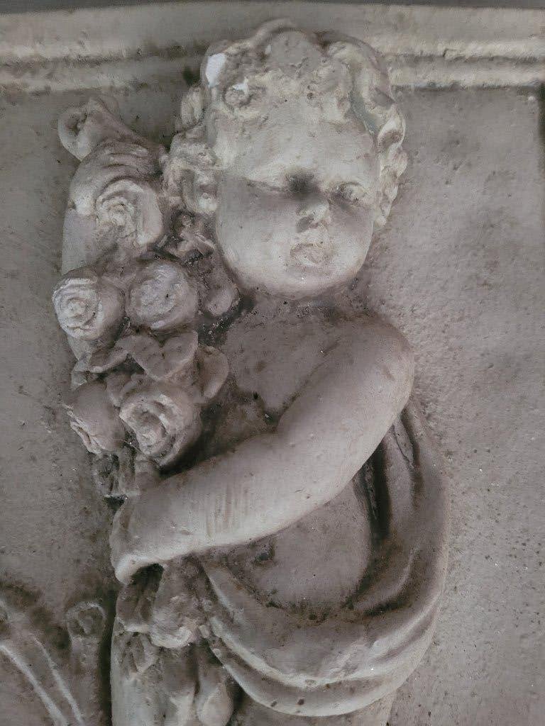 Betonnen wanddecoratie putti, engel winterhard, Heikant 21 Kaatsheuvel, Belle Vieille Brocante, Ophalen of Verzenden, Zo goed als nieuw