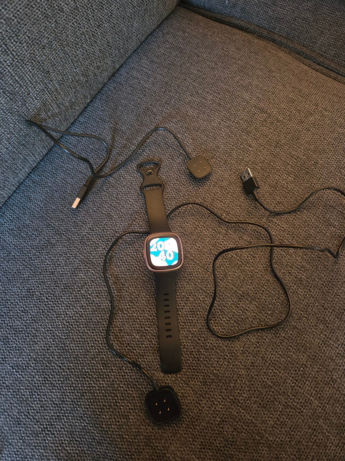 Fitbit versa 4, Zwart, Ophalen of Verzenden, Zo goed als nieuw, Fitbit