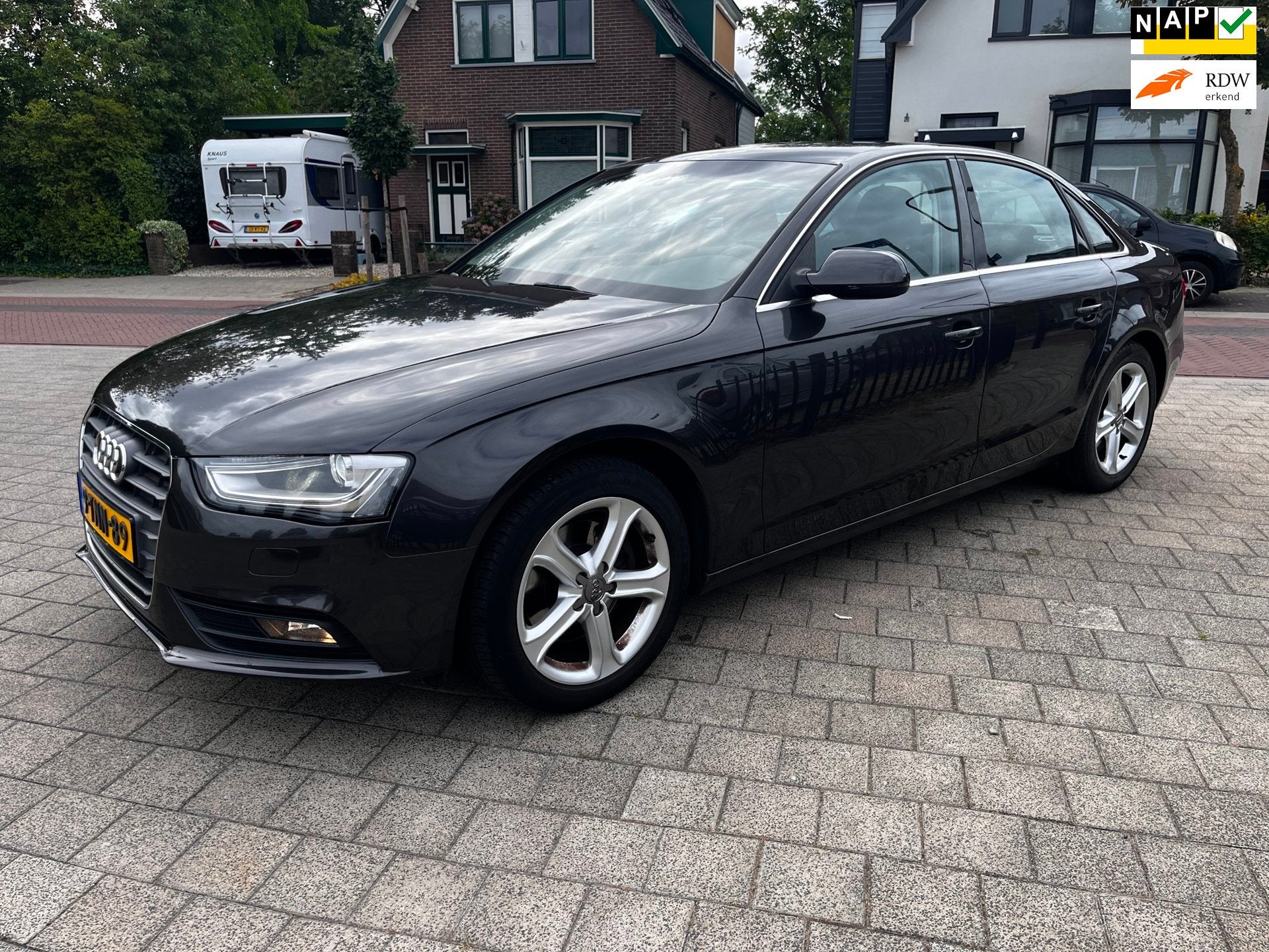 Audi A4 Limousine 1.8 TFSI Ecc Navi Xenon Trekh LM NAP, Auto's, Audi, Voorwielaandrijving, Stof, Gebruikt, Euro 6
