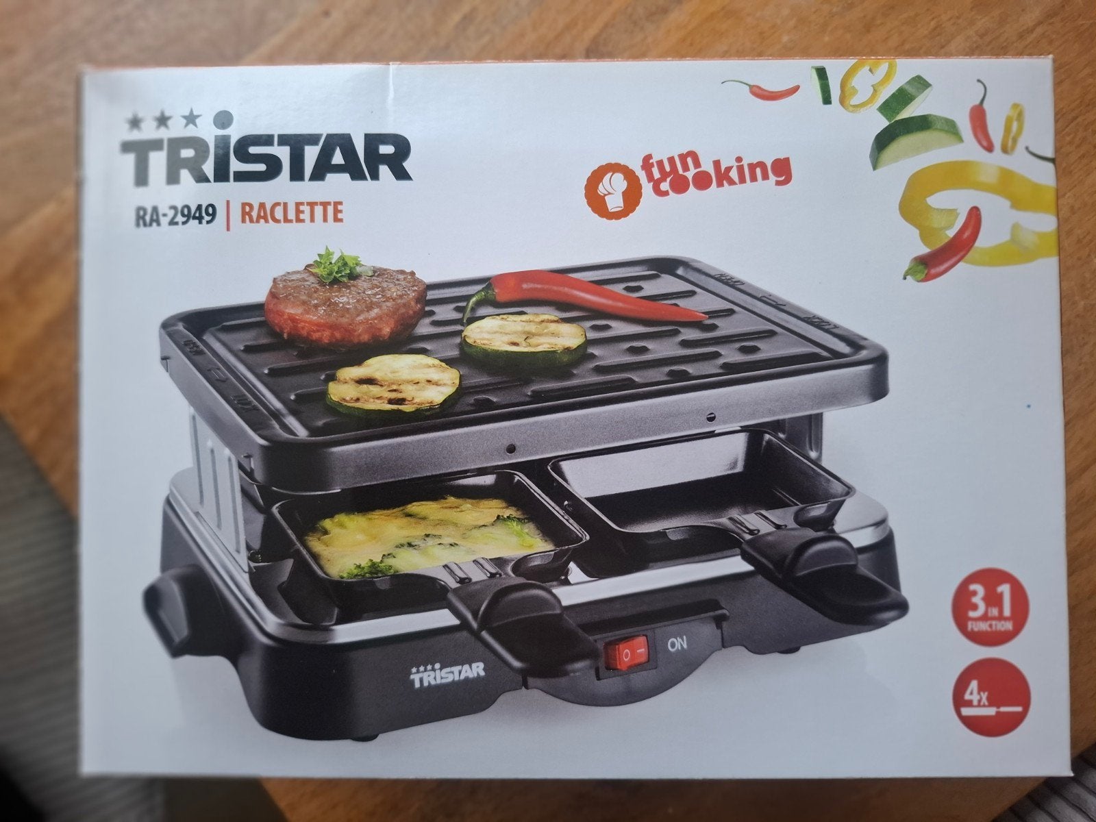 Tristar RA-2949 Raclette Grill - Nieuw in doos, Ophalen of Verzenden, Nieuw, Minder dan 4 personen