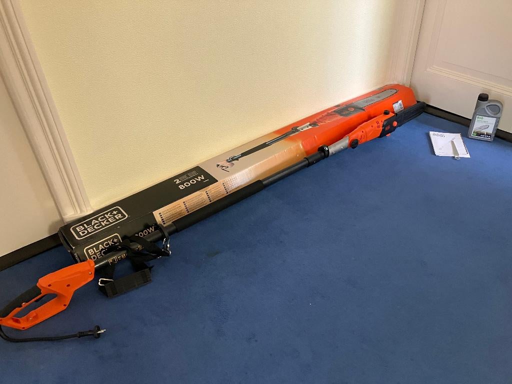 Elektrische kettingzaag Black en Decker lengte tot 2,7 m, Ophalen, Zo goed als nieuw, Overige soorten, Black & Decker