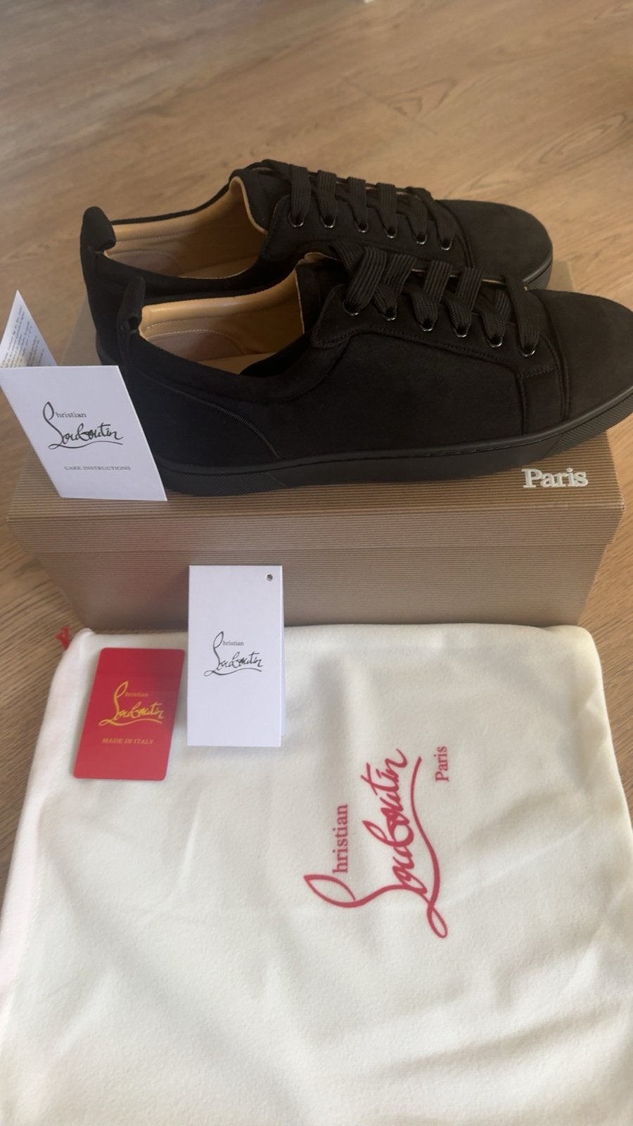 Christian Louboutin Sneakers - Zo goed als nieuw, Zwart, Ophalen of Verzenden, Sneakers of Gympen, Zo goed als nieuw